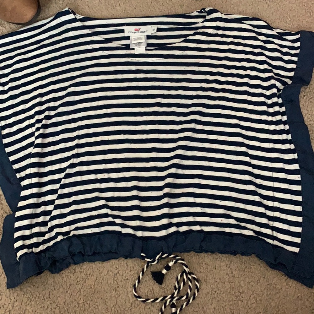 Vineyard vines navy striped shirt